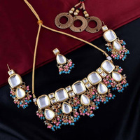 Kundan Choker Set with Earring and maangtika Indian Jewellery