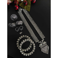 Rejoice the beauty of contemporary oxidised choker necklace that????has cluster bead????work which gives it more statement look. Style it up with sarees, denims, dresses on any party ,dinner, office party, festival .