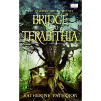 Bridge to Terabithia: A Newbery Award Winner [Paperback]