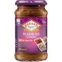Patak's Madras Curry Paste (Medium) (10 oz bottle)