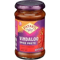 Patak's Vindaloo Curry Paste - Hot (10 oz bottle)