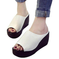 Fiji Platform Wedges Fabulous And Minimal, Size 7 / NIGHT BLACK