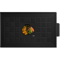 FANMATS 11466 Chicago Blackhawks Heavy Duty Vinyl Medallion Outdoor Door Mat - 19.5in. x 31in.