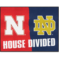 FANMATS 21760 Nebraska / Notre Dame House Divided Rug - 34 in. x 42.5 in.