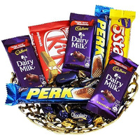 SFU E Com Chocolate Hamper with Lovely Tray | Gift for Holi, Rakhi, Diwali, Anniversary, Birthday, Christmas, Valentine, Her, Him | Assorted Chocolate Gift | 001