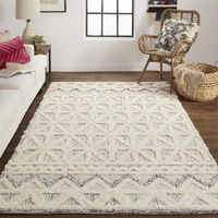 HomeRoots 512783 8 x 10 ft. Ivory & Black Wool Geometric Hand Tufted Handmade Stain Resistant Rectangle Area Rug