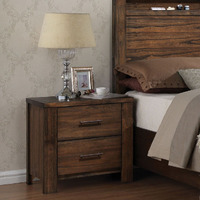 Oak 2-Drawer Nightstand