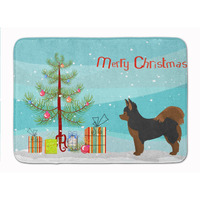 "Caroline's Treasures Black and Tan Pomchi Christmas Tree Machine Washable Memory Foam Mat doormats, Multicolor"