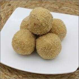 Rajbhog Churma Ladoo (Sugar) - 0.5 Lbs