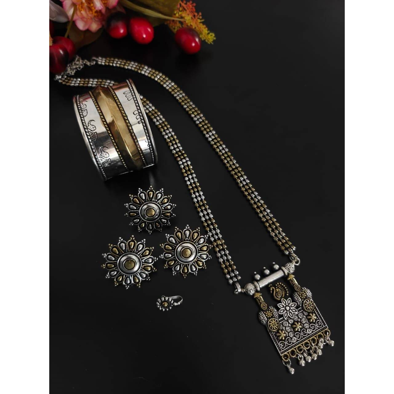 Adorn your beautiful personality with this exquisitely designed and handcrafted necklace in high quality German Silver. Pair it up with any casual,semi formal or formal attire for that traditional yet contemporary look.Premium quality