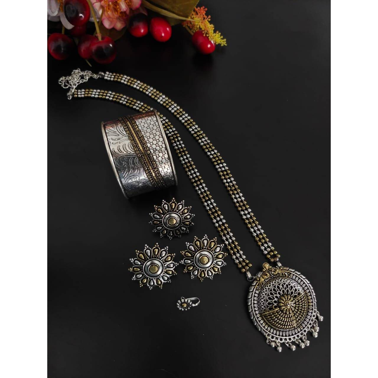 Adorn your beautiful personality with this exquisitely designed and handcrafted necklace in high quality German Silver. Pair it up with any casual,semi formal or formal attire for that traditional yet contemporary look.Premium quality