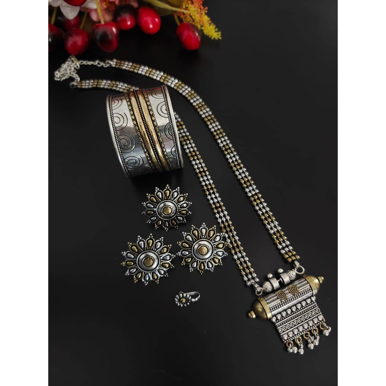 Adorn your beautiful personality with this exquisitely designed and handcrafted necklace in high quality German Silver. Pair it up with any casual,semi formal or formal attire for that traditional yet contemporary look.Premium quality