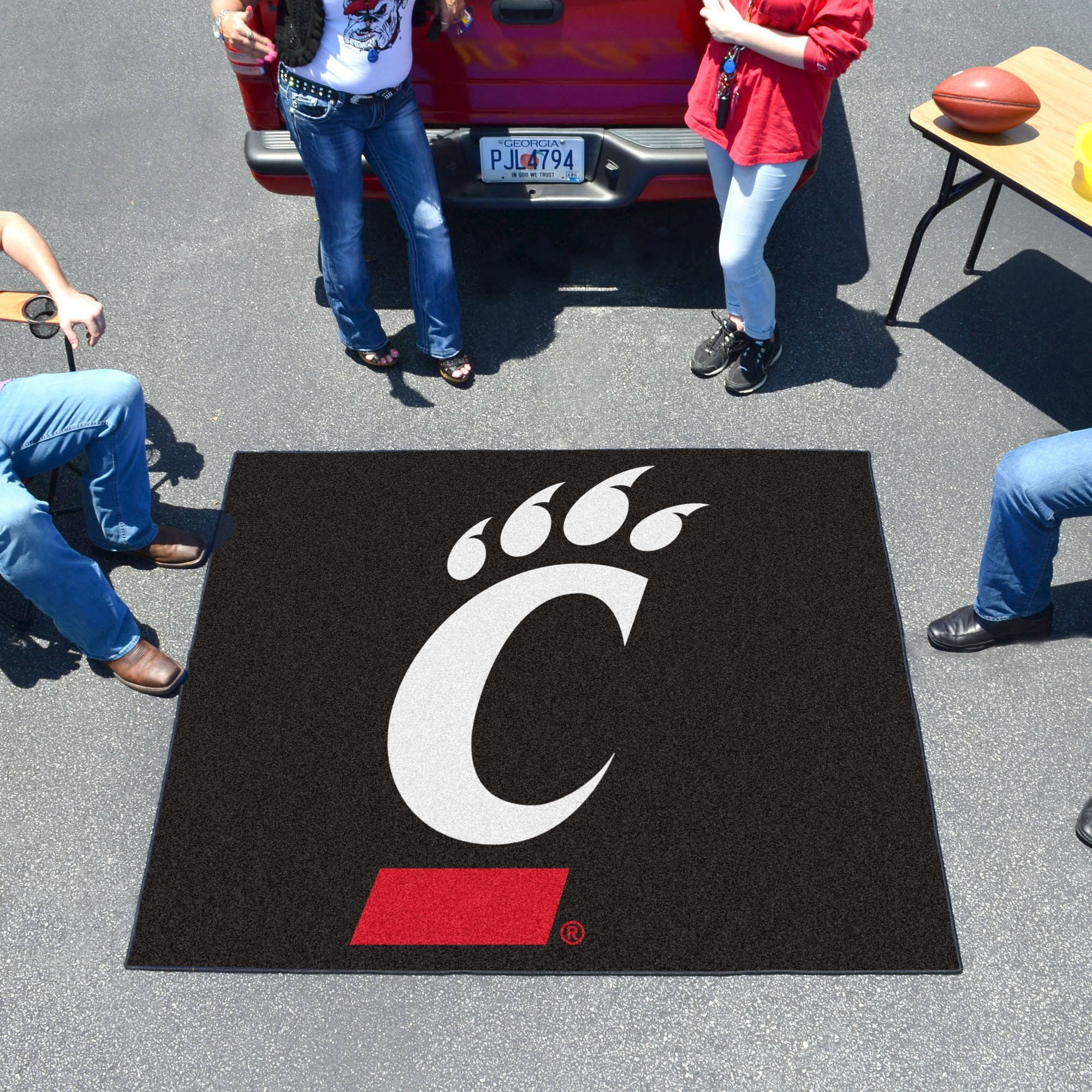 Cincinnati Bearcats NCAA 5' x 6' Indoor / Outdoor Tailgater Area Rug Floor Mat