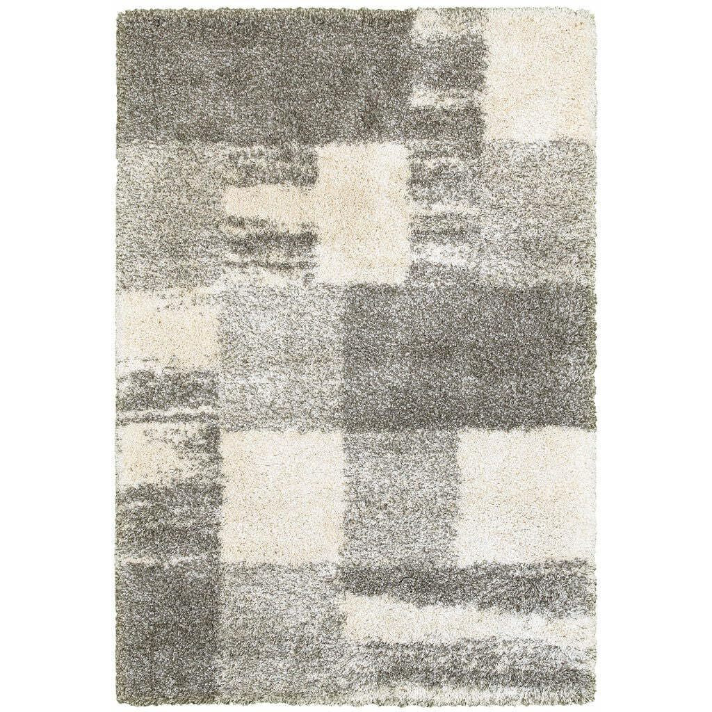 HomeRoots 507881 6 x 9 ft. Geometric Shag Power Loom Stain Resistant Area Rug Gray Ivory & Silver