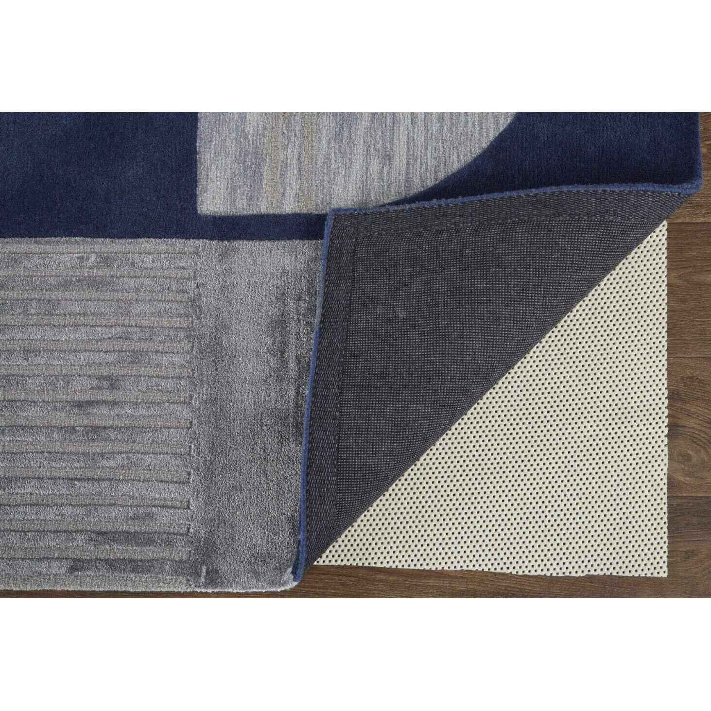 HomeRoots 514591 5 x 8 ft. Blue & Silver Wool Geometric Hand Tufted Handmade Rectangle Area Rug