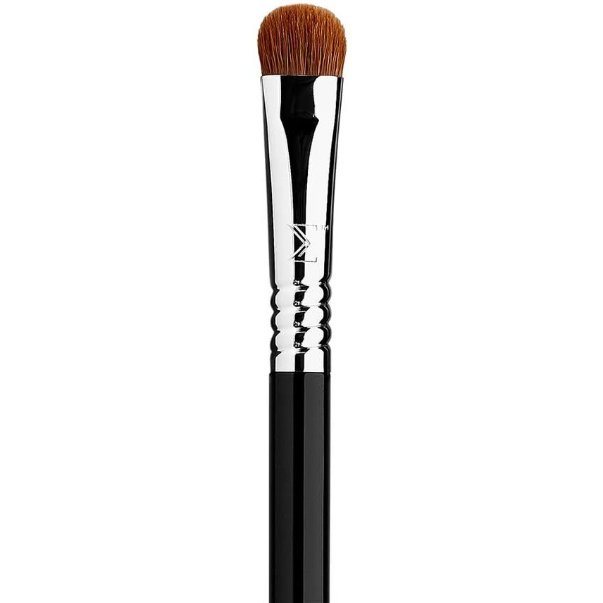 Sigma Beauty Professional E55 Eye Shading Brush  Eye Makeup Brush for Even Base Application - Soft, Dense Eyeshadow Makeup Brush for Primer, Cream Eyeshadow or Powder Eyeshadow (1 Brush)