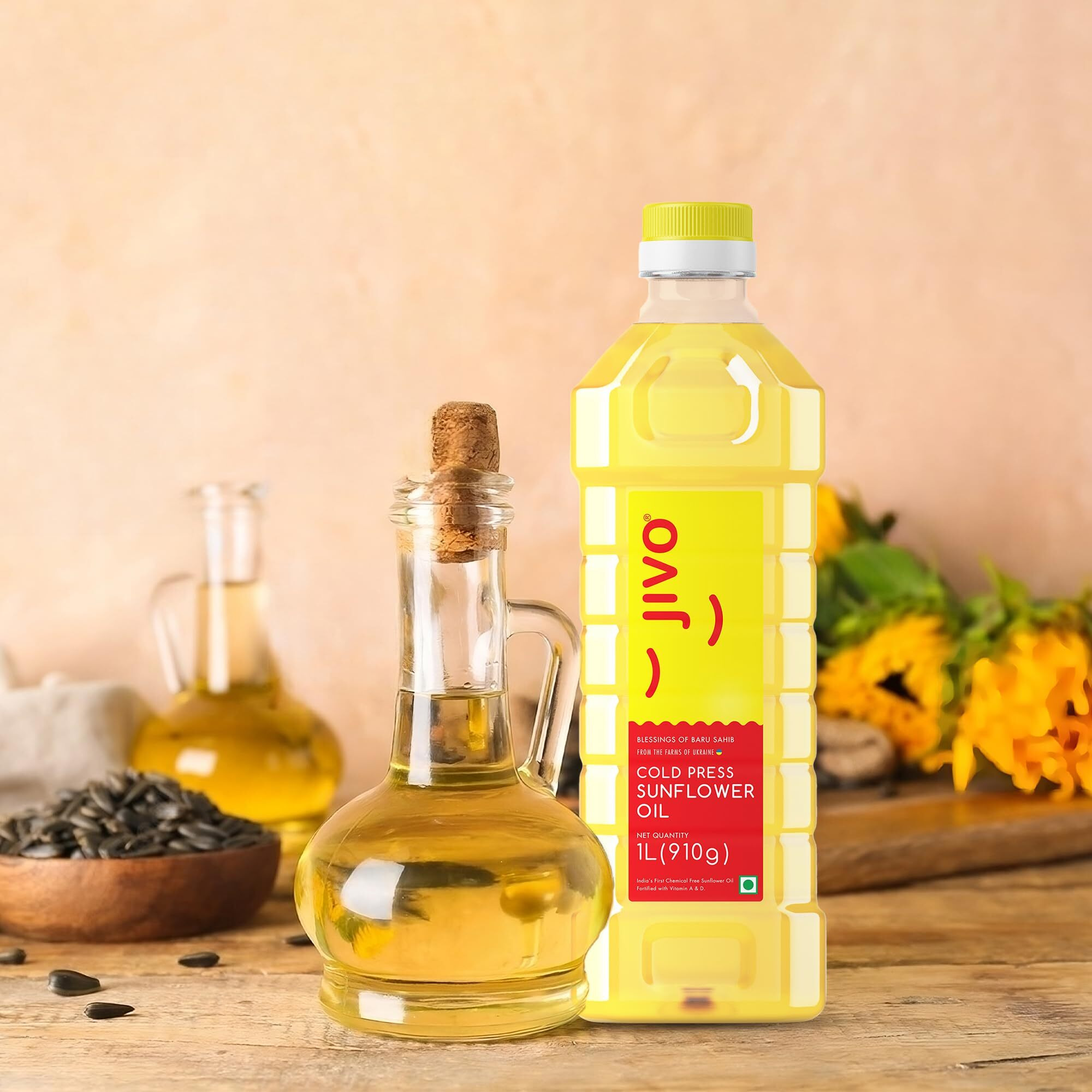 Jivo Cold Pressed Chemical Free Sunflower Oil |For Roasting, Frying, Baking All types of Cuisines |High in Antioxidants, Tasteful and Healthy| 1 Litre (Pack of 1)