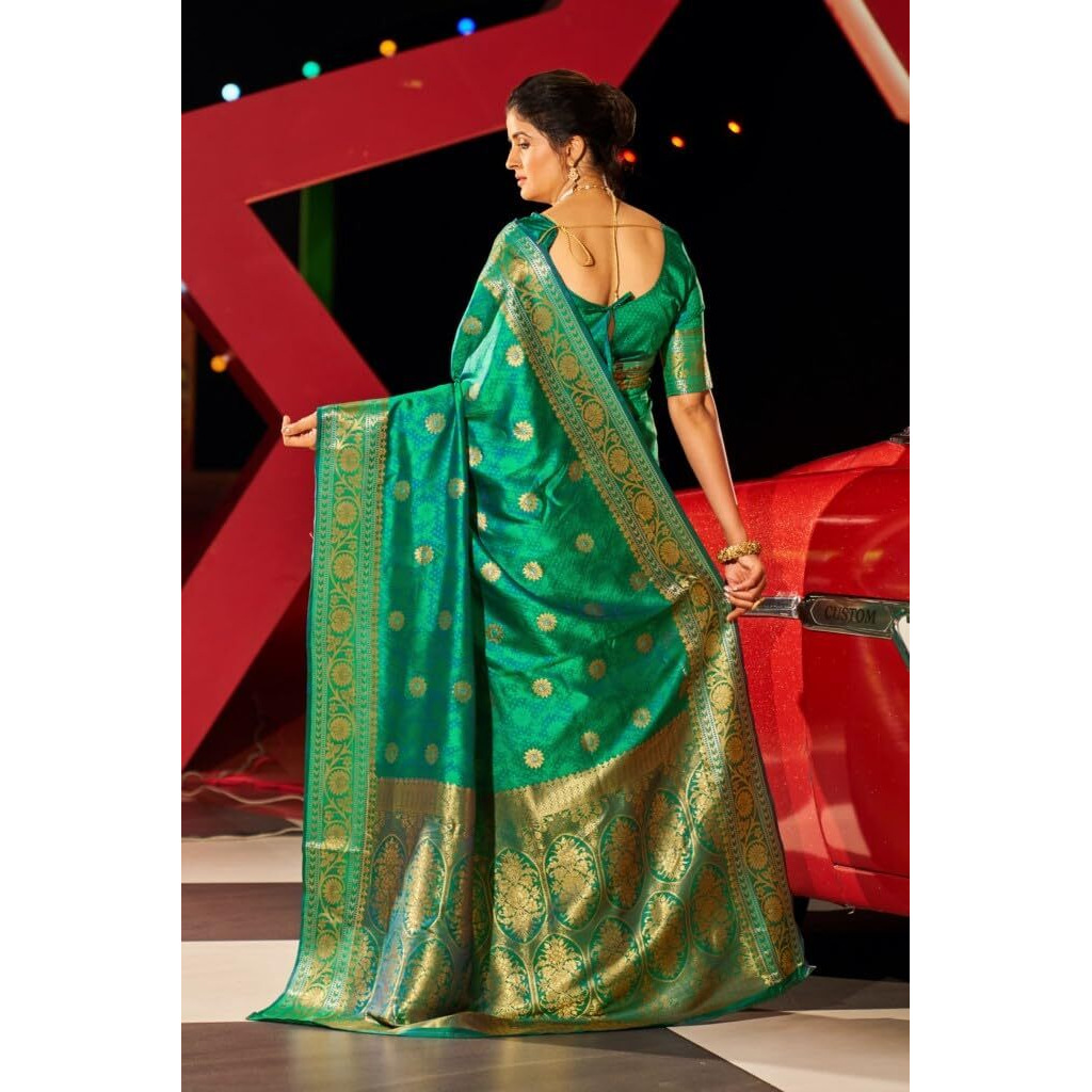 SWORNOF Womens Kanjivaram Soft Silk Saree Patola saree With Blouse Piece (GREEN)