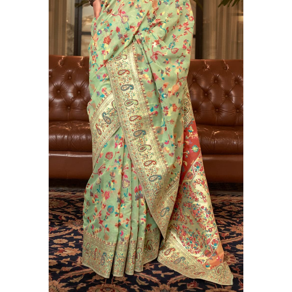 SWORNOF Womens Kanjivaram Banarasi Silk Saree Kanchipuram Patola saree (LIGHT GREEN)