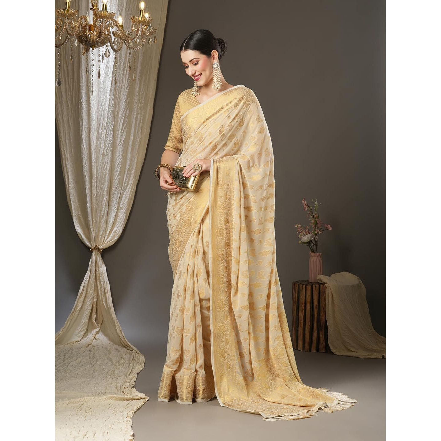 AKHILAM Womens Kanjeevaram Georgette Ethnic Motif Zari Saree With Unstitched Blouse Piece (Cream_ALEKHA1001)