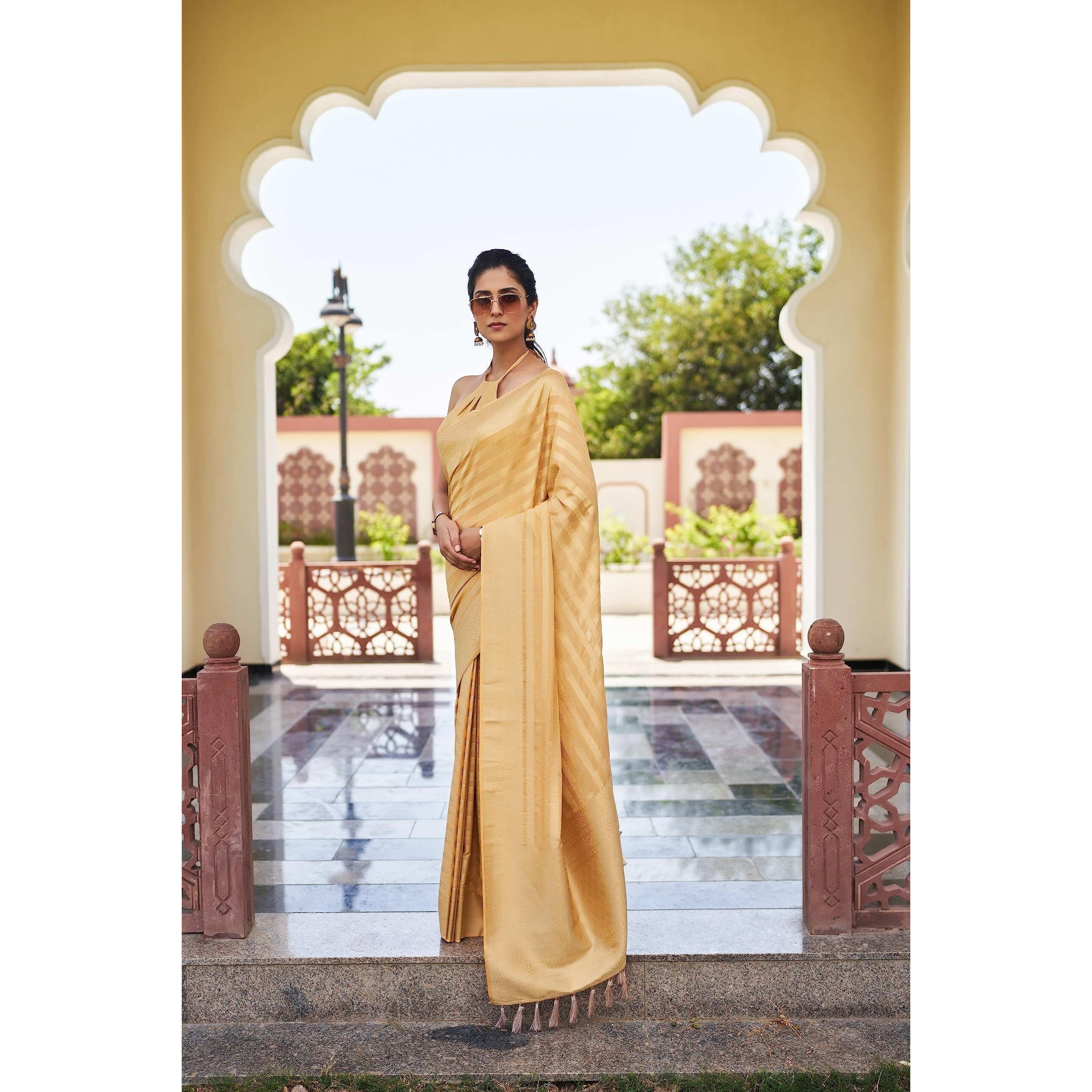 Vardha Womens Banarasi Georgette Saree with Unstitched Blouse Piece - Gold Zari Woven Work Sarees for Wedding (Vritika_669)