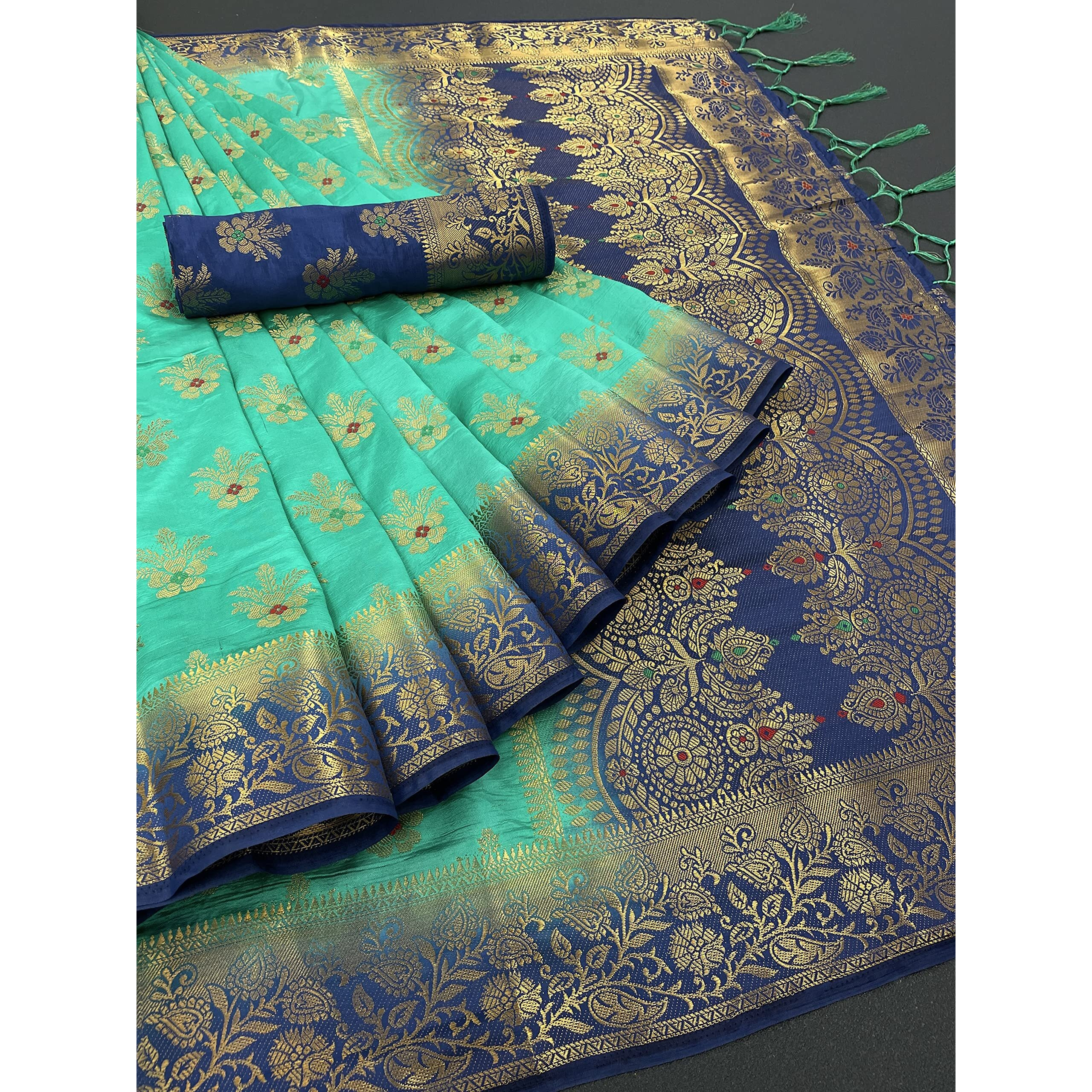 Izibra Womens Kanchipuram Silk Saree With Blouse Piece (Barmasi_Green Navy Blue)