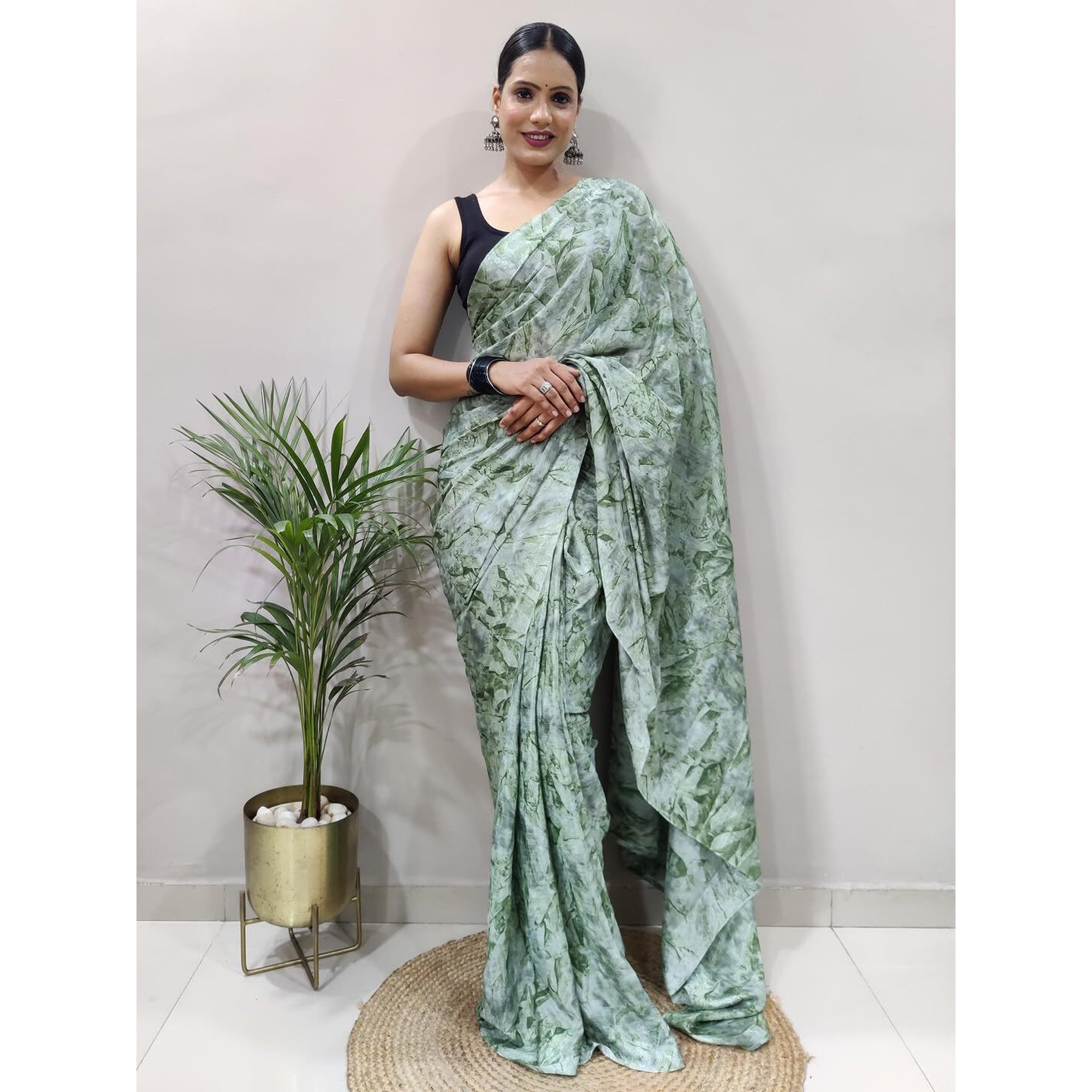 AKHILAM Womens Chiffon Abstract Printed Ready To Wear one Minute Saree With Unstitched Blouse Piece(Green_RTWATRNG1302_CM)