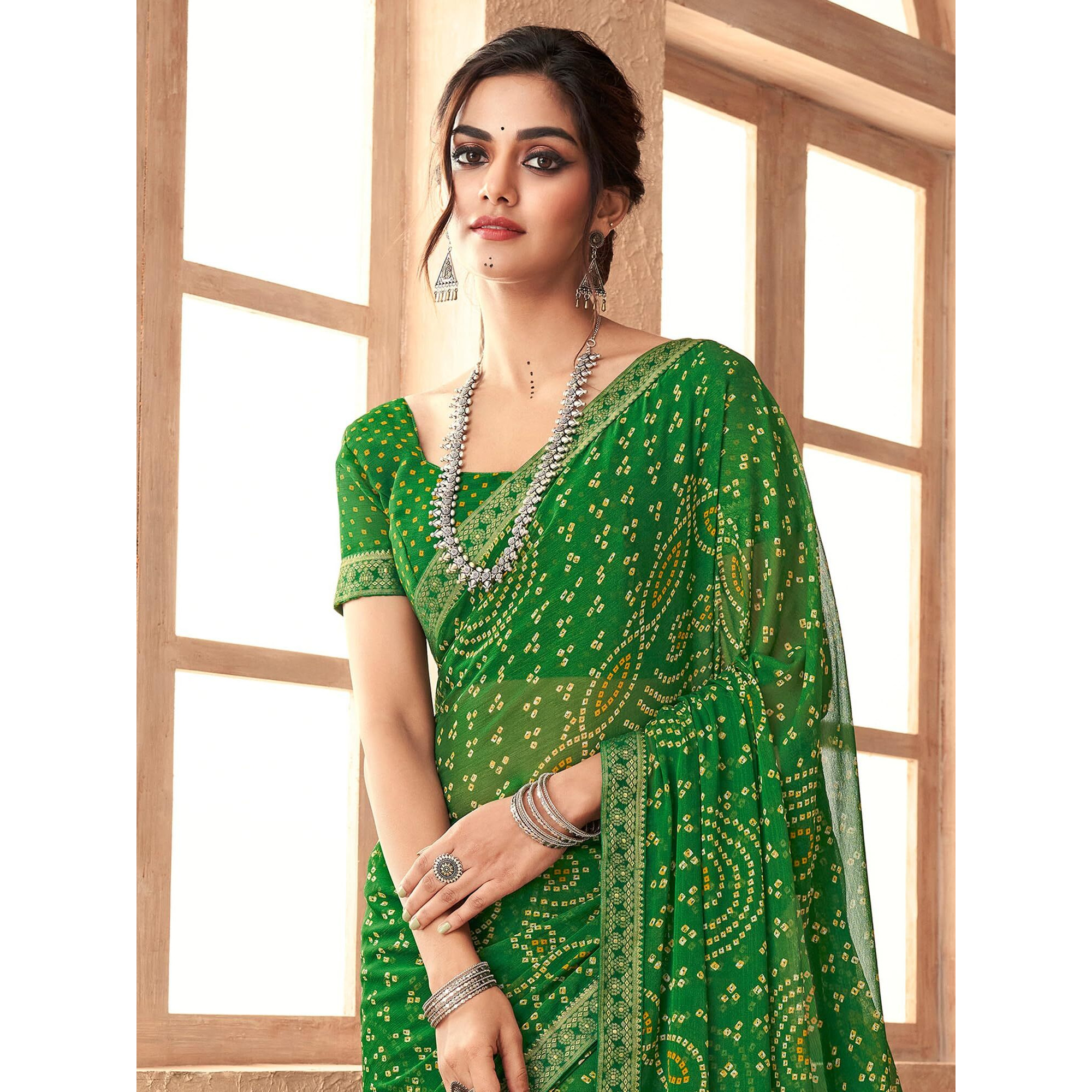 AKHILAM Womens Embellished Lace work Chiffon Bandhani Saree With Unstitched Blouse Piece (Green_SIMYA25803A_TFH)