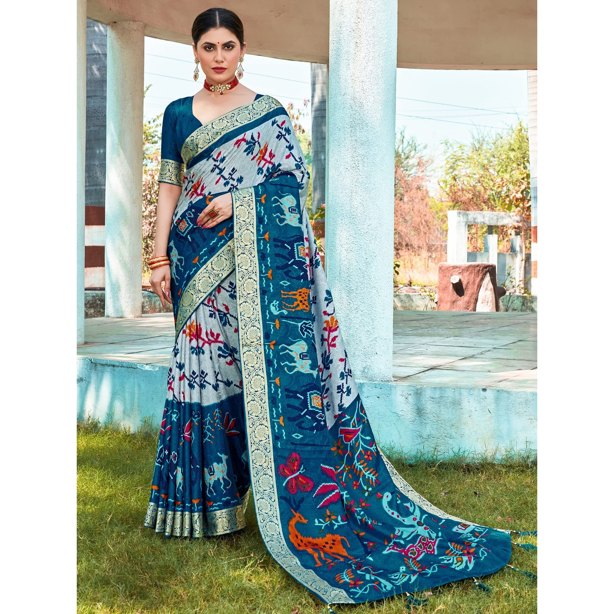 AKHILAM Womens Pochampally Viscose Ikat Woven Design Zari Border Work Saree With Unstitched Blouse Piece (Teal blue_SMART4006_SS)