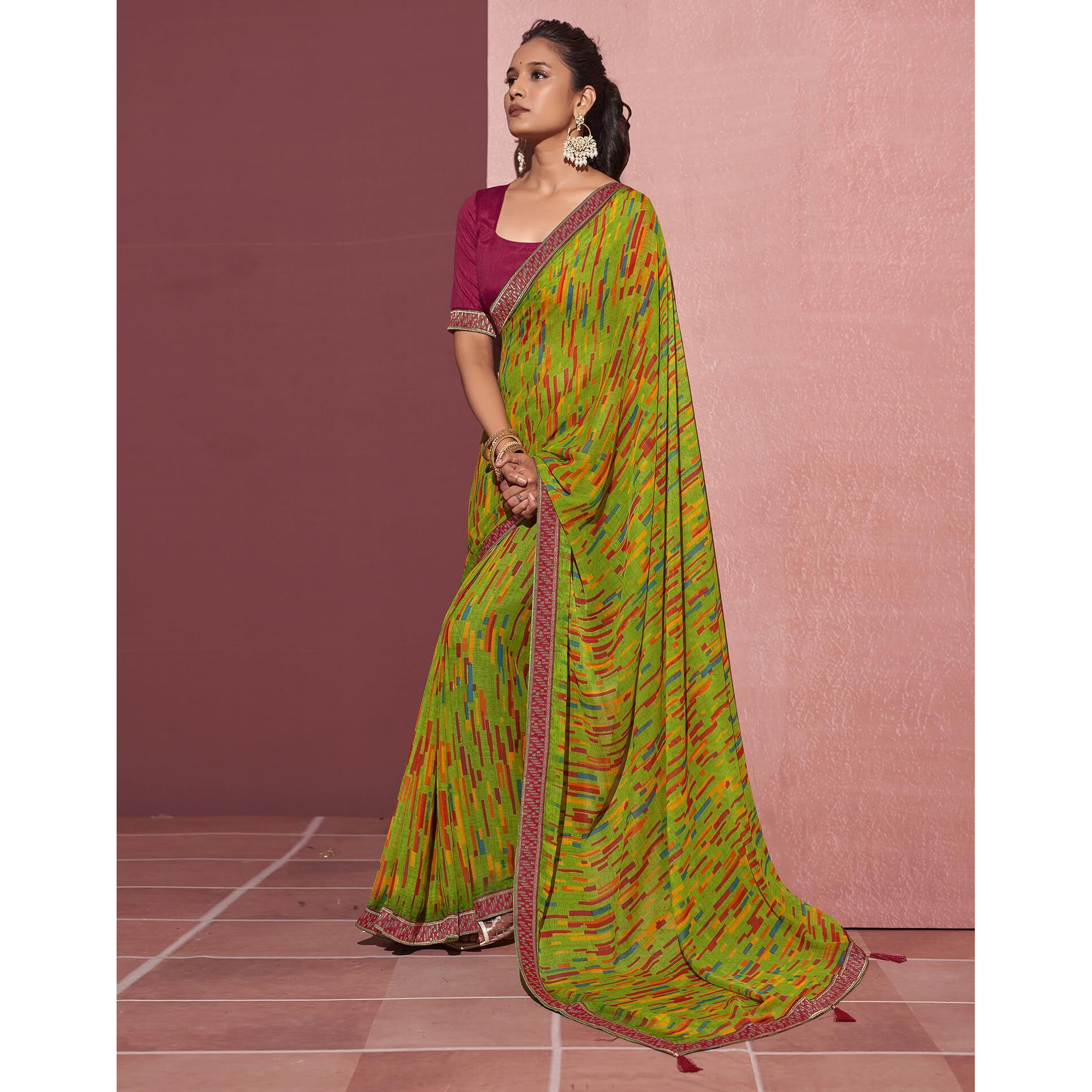 SIRIL Womens Chiffon Geometric Printed Saree With Unstitched Blouse Piece (3628S2530_Green)