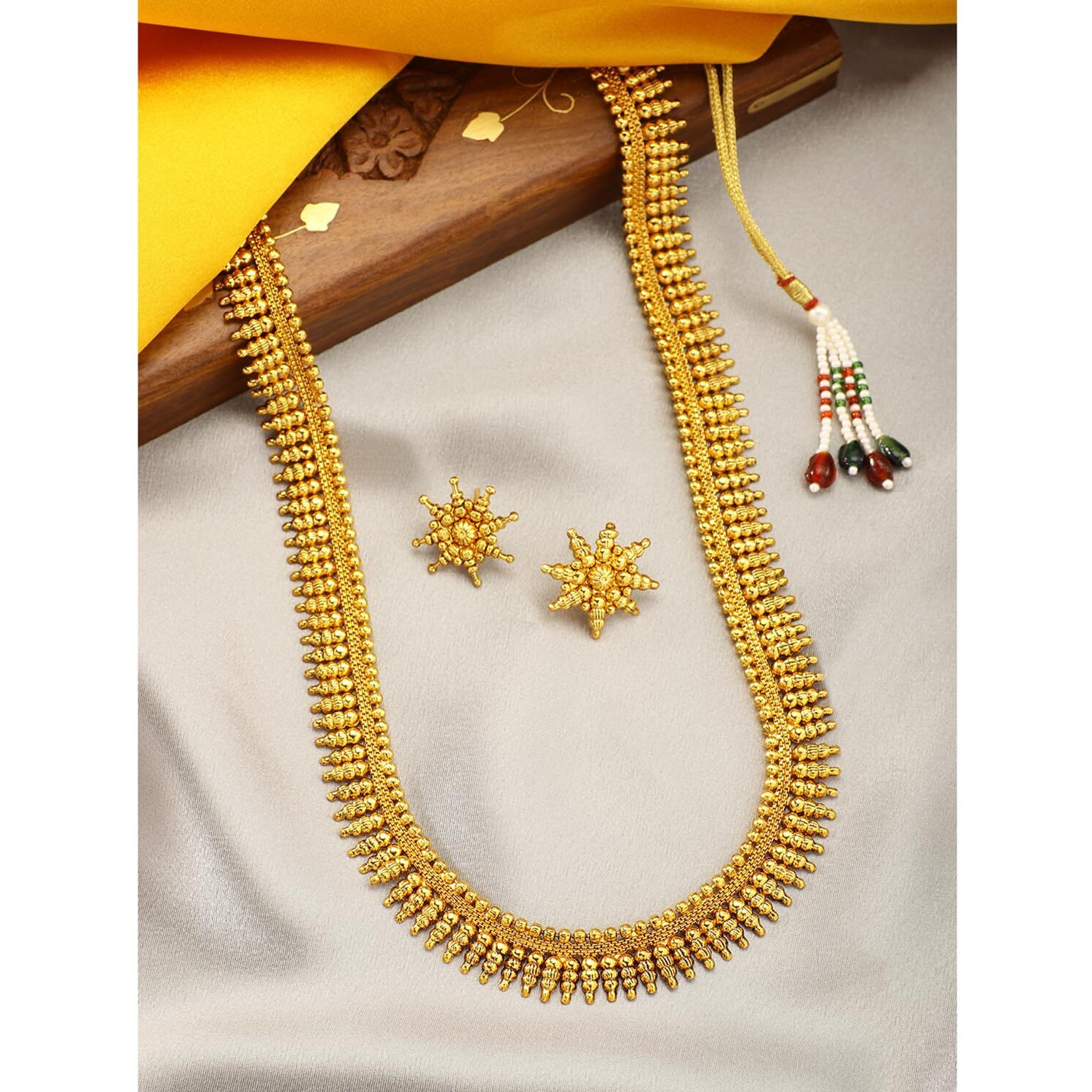 Peora Traditional Gold Plated Maharani Haar Necklace with Earrings South Indian Traditional Festive Bridal Wear Jewellery Set for Women Girls