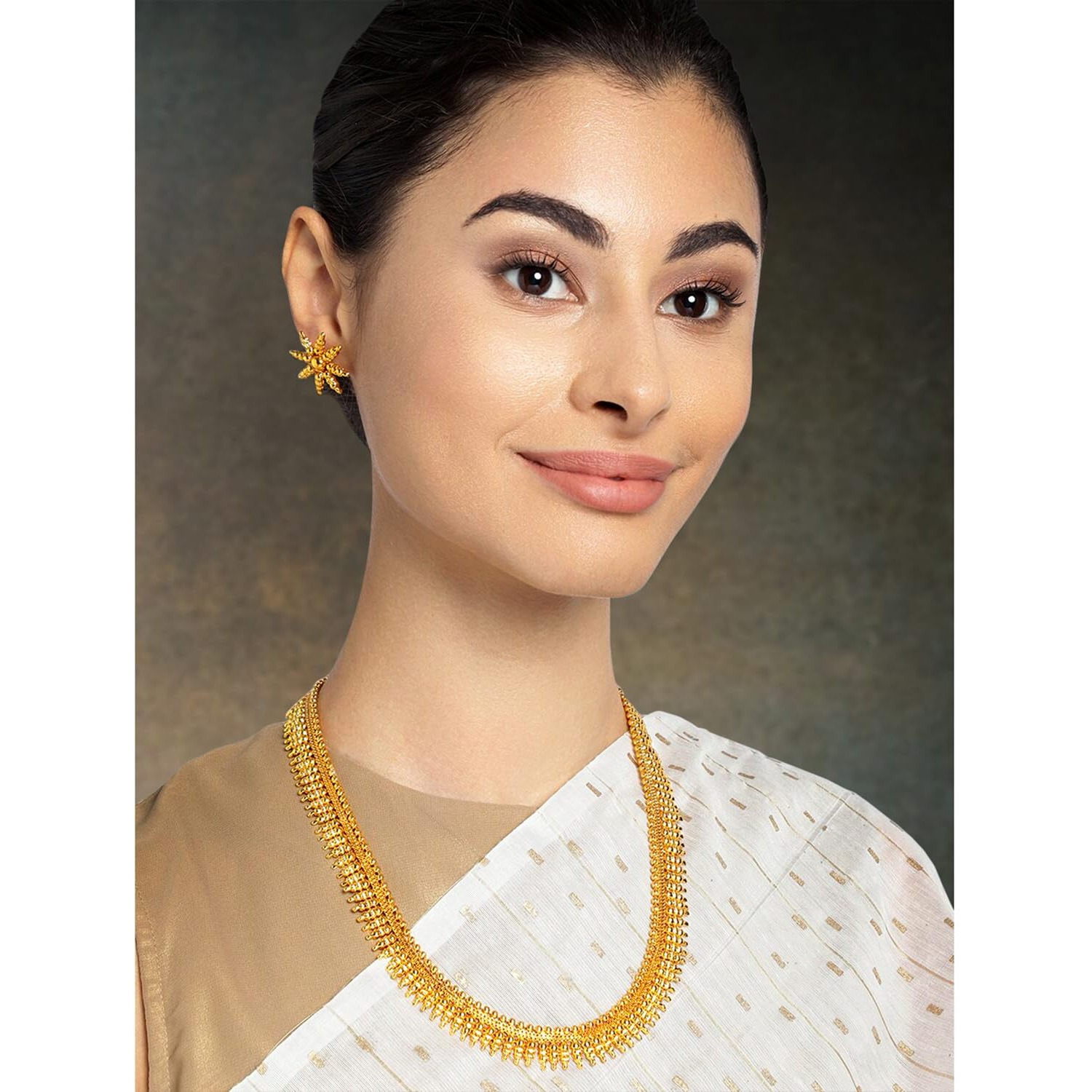 Peora Traditional Gold Plated Maharani Haar Necklace with Earrings South Indian Traditional Festive Bridal Wear Jewellery Set for Women Girls