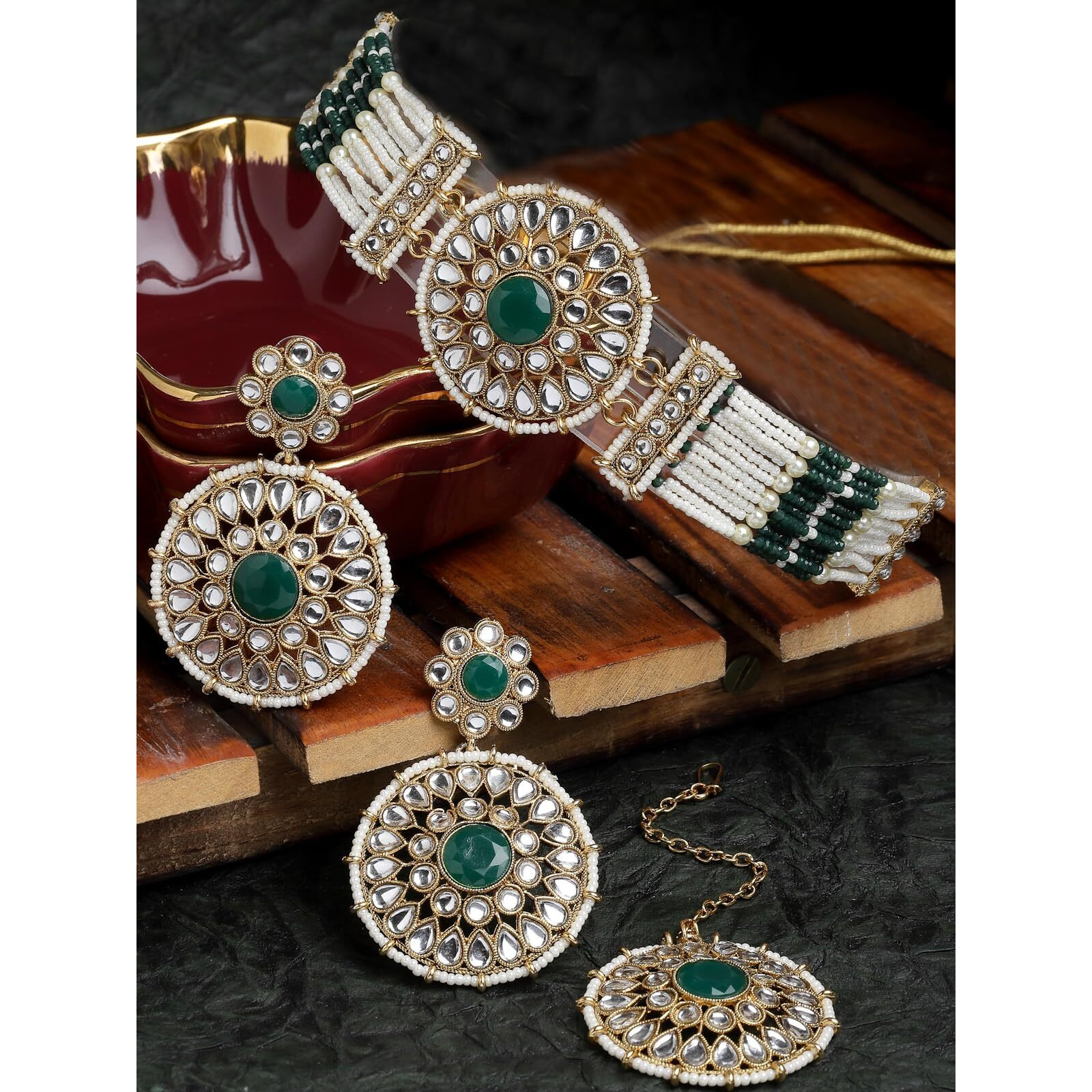 Sukkhi Decorative Round Shaped Green Kundan & Beads Choker Necklace Set With Earring And Maangtika | Jewellery Set For Women (NS105500)