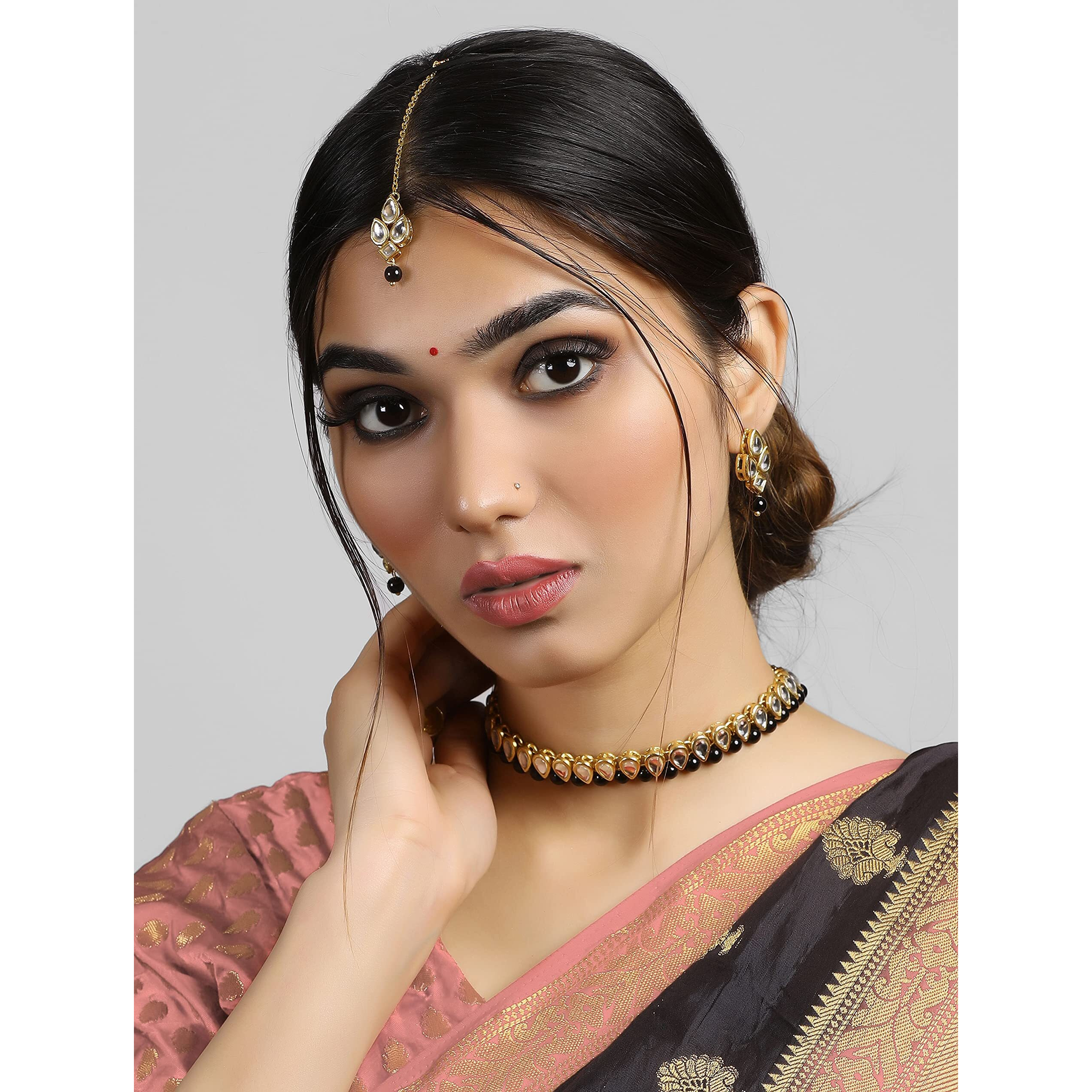 Karatcart Gold-Plated Handcrafted Kundan & Black Beads Studded Choker Necklace Set For Womens