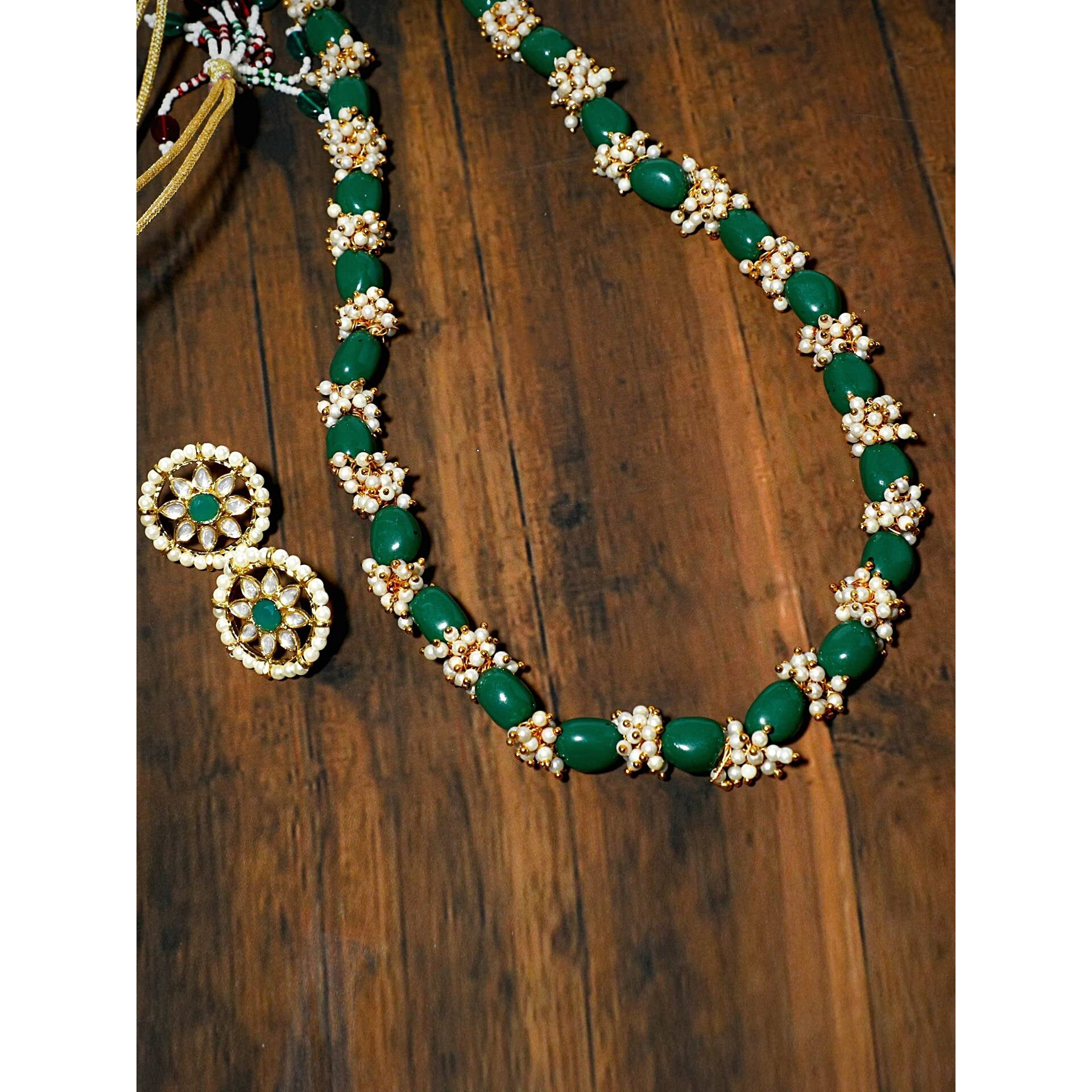 Karatcart Green Beads Tassels Rani Haar Necklace Set For Womens