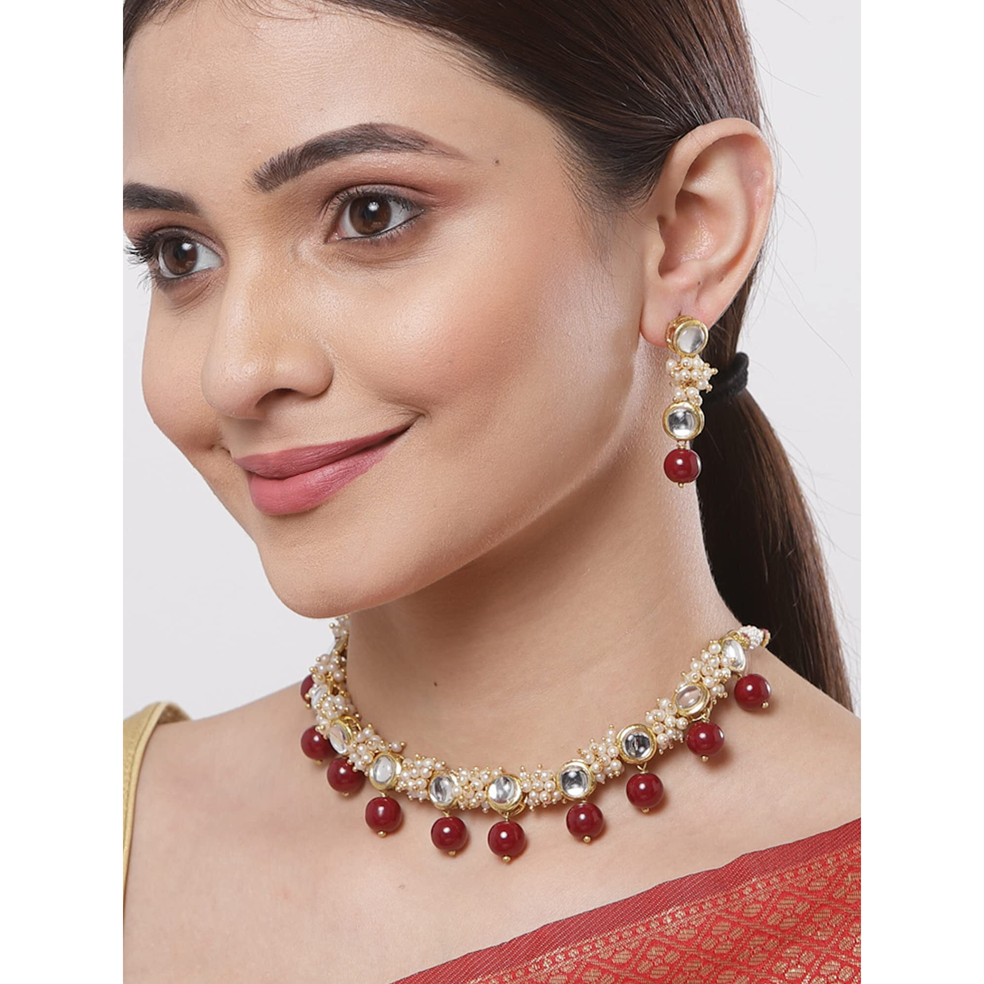 Karatcart Womens Gold-Plated Red Beads and Pearl Ball Studded Handcrafted Kundan Choker Necklace Set