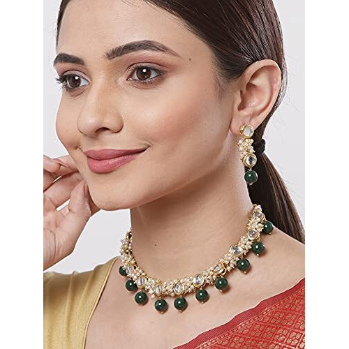 Karatcart Womens Gold-Plated Green Beads and Pearl Ball Studded Handcrafted Kundan Choker Necklace Set