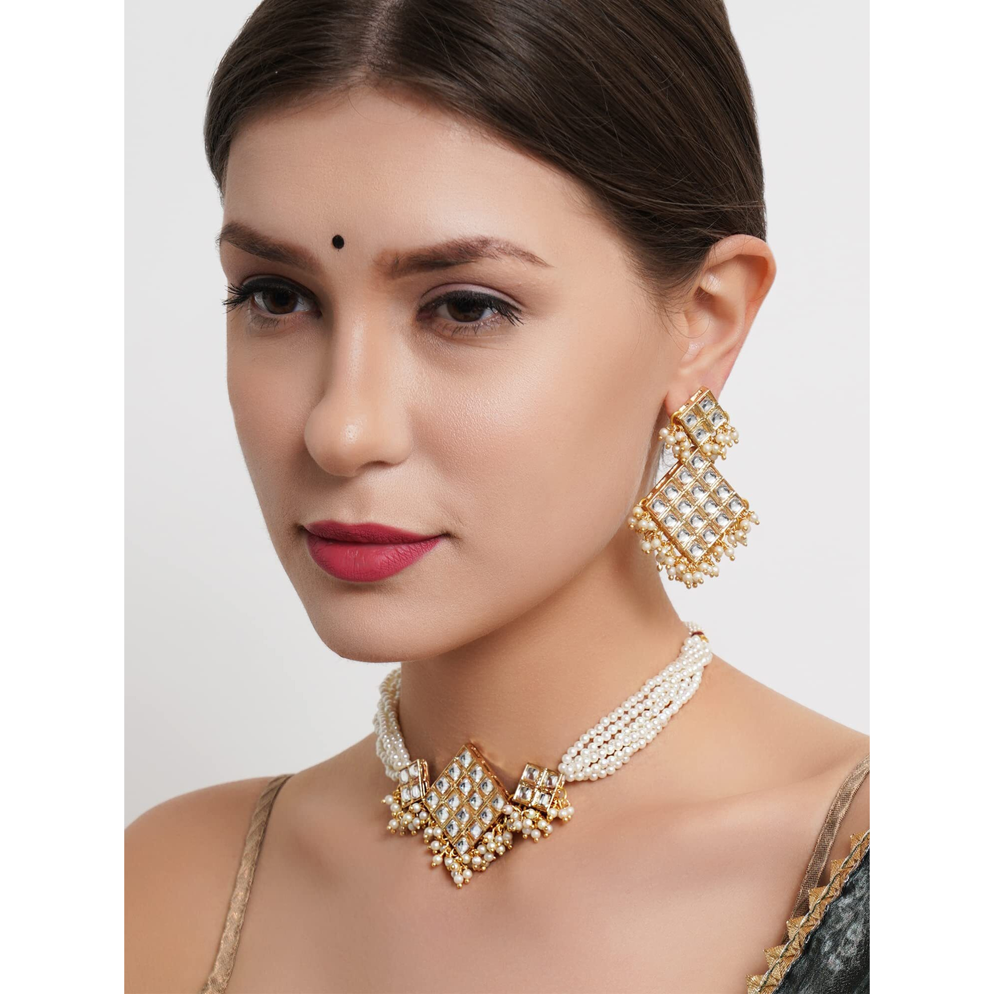 Karatcart Womens Gold Plated Kundan and Pearl Beaded Choker Necklace Set