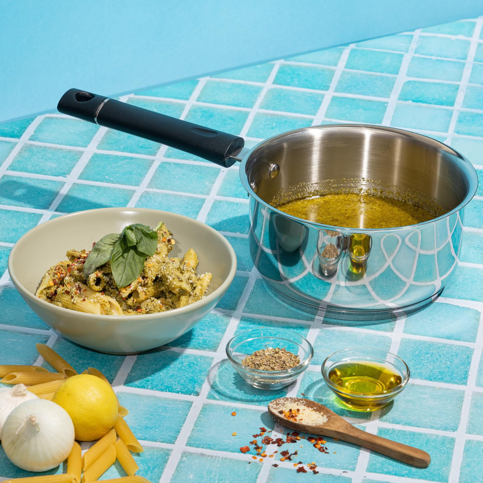 Vinod Tivoli Heavy Guage Stainless Steel Saucepan - 1.5 litre (16cm) | SAS Bottom | 2 Layer Extra Thick Aluminum Core | Induction and Gas Base | Bakelite Handle - 2 Year Warranty