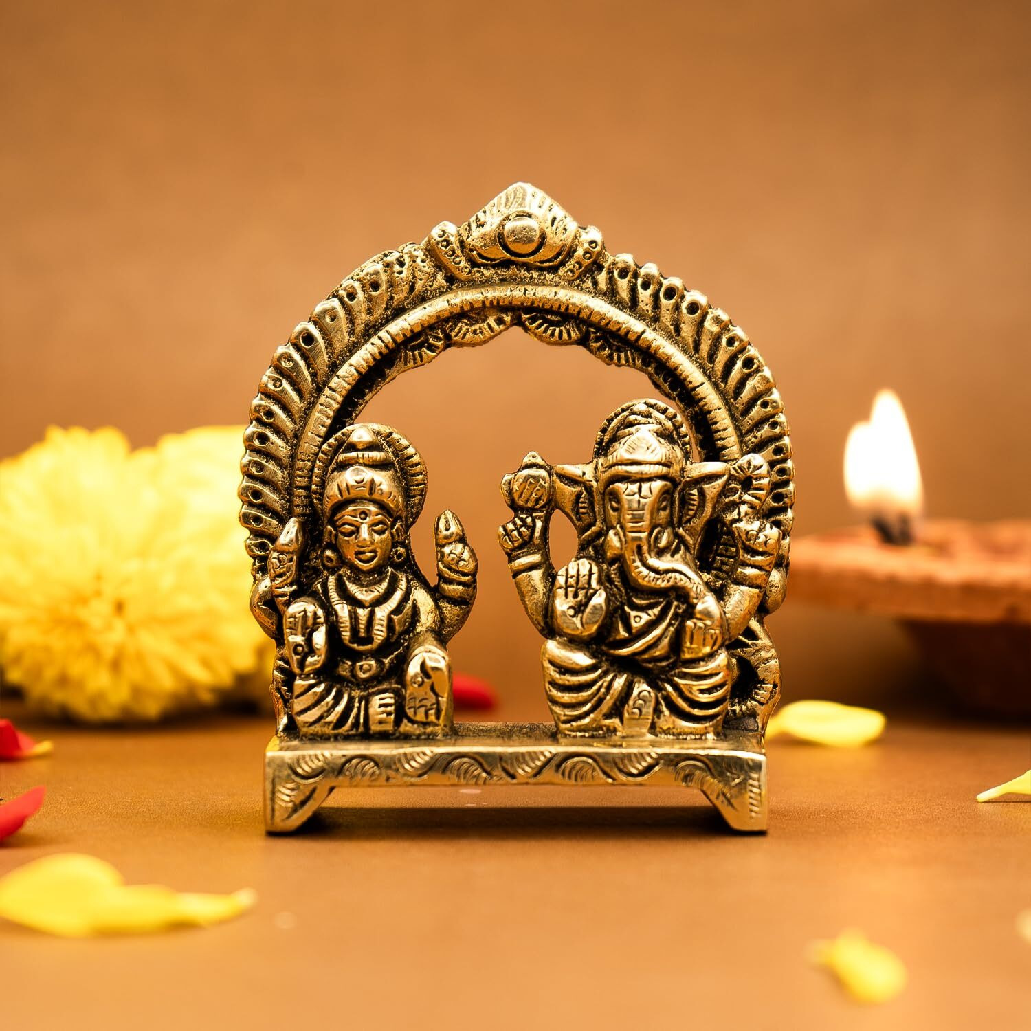 Ekhasa 100% Pure Brass Laxmi Ganesh Murti (Size 8 cm) | Lakshmi Ganesh Idol for Diwali Puja, Study Table, Pooja Room & Home Decor | Statue of Lakshmi Ganesha for Diwali Gift | Pital Ganpati Lakshmi