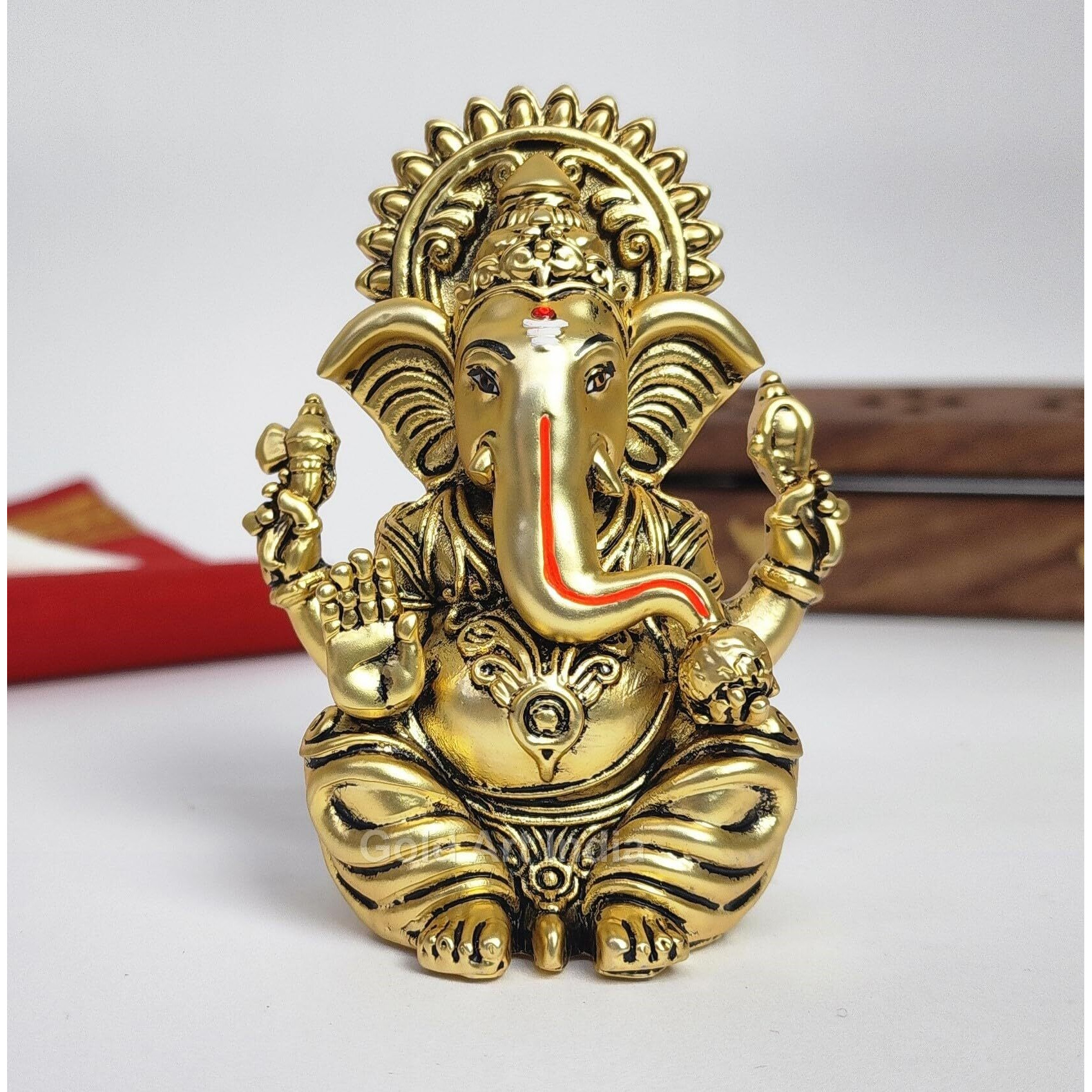 Gold Art India Vakratunda Ganesha Idol Gold Plated Idol with Antique Matte Finish | Vignaharta murti for Home & Office Dcor, Vinayaka Statue for Gifting | Ganesh Idol for Car Dashboard (3.7 X 2.5)