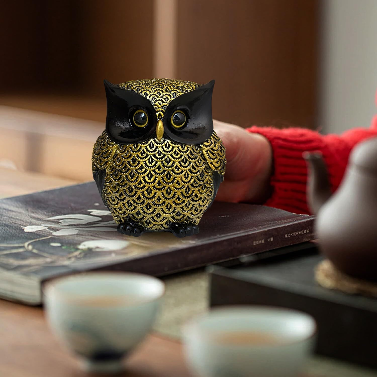 Xtore Modern Classy Lucky Owl Resin Art Figure Showpiece (Pack of 1, Black and Golden)