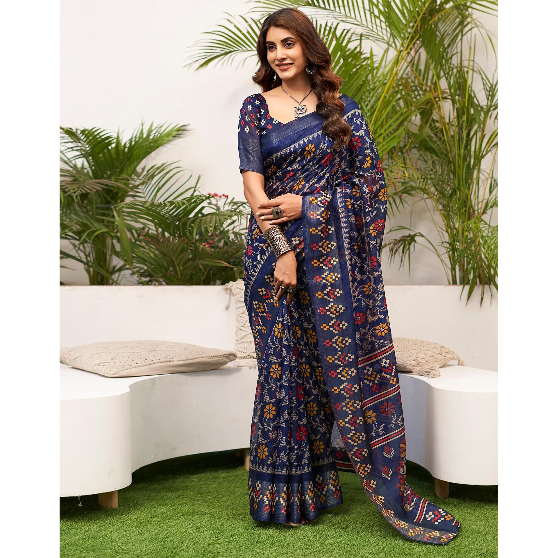 SIRIL Womens Cotton Blend Floral Printed Zari Stripe Border Saree With Unstitched Blouse Piece (3771S158_Navy Blue)