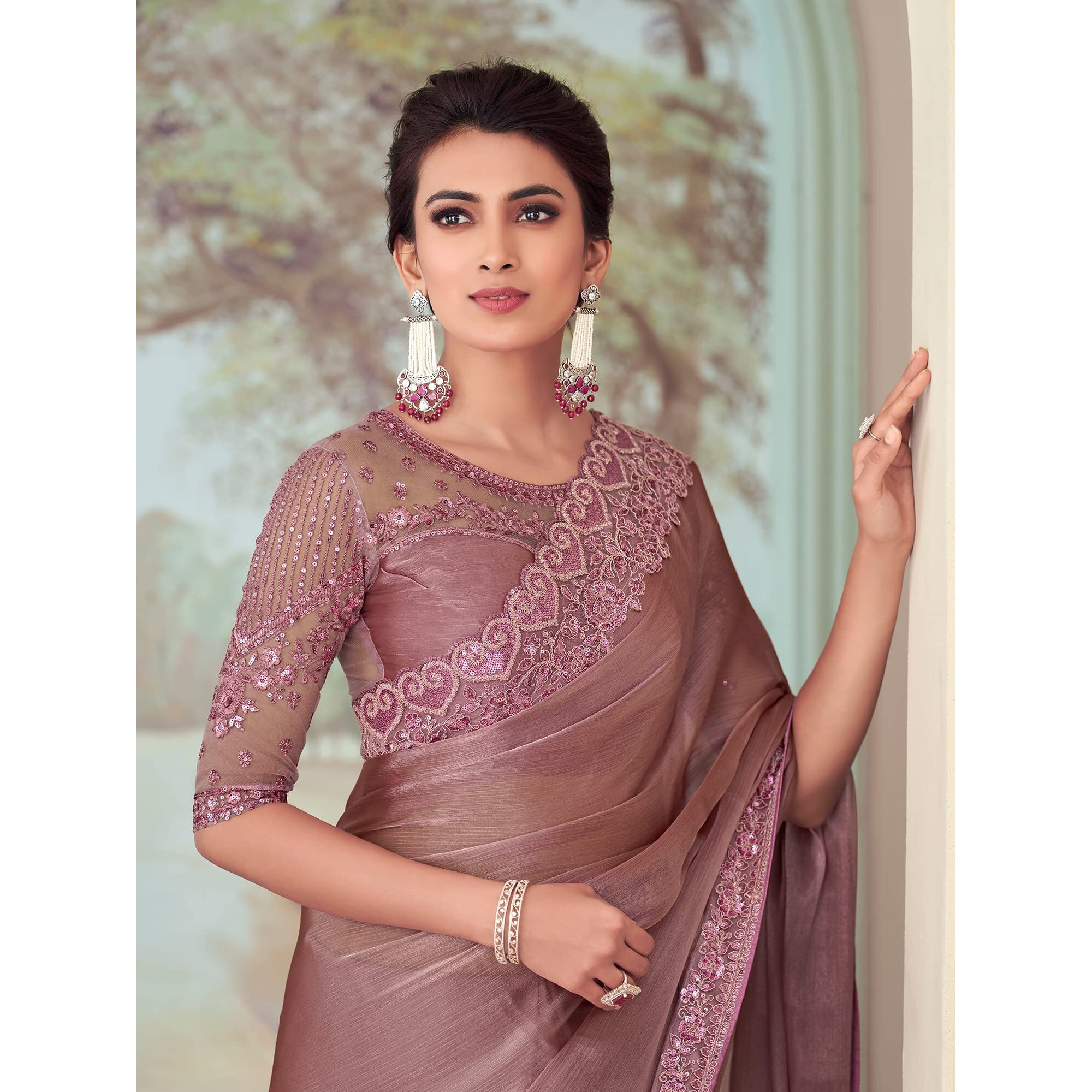 AKHILAM Womens And Girls Embroidery Lace & Sequence Embroidery Tissue Saree With Unstitched Blouse Piece (Mauve_SILVER27018_TFH)