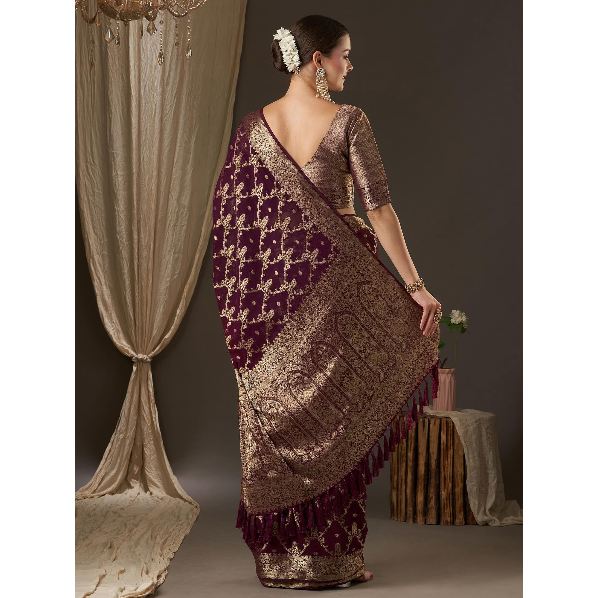 AKHILAM Womens Woven Design Ethnic Motif Georgette Kanjeevaram Saree With Unstiched Blouse Piece (Purple_ARYA8004_FL)