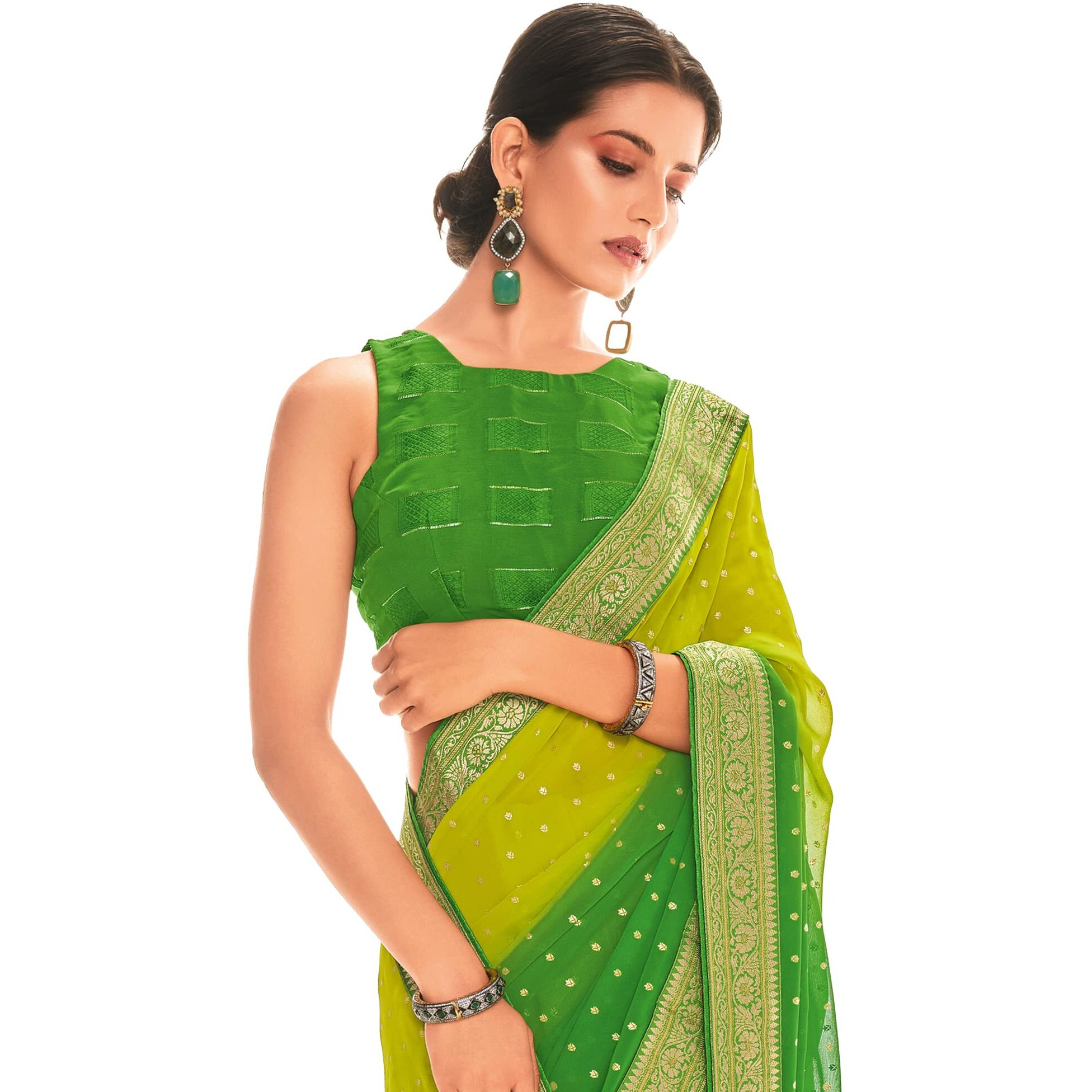 AKHILAM Womens Foil Printed Georgette Lace work Embellished Border Saree With Unstitched Blouse Piece (Lemon Green_RIHANA1002)