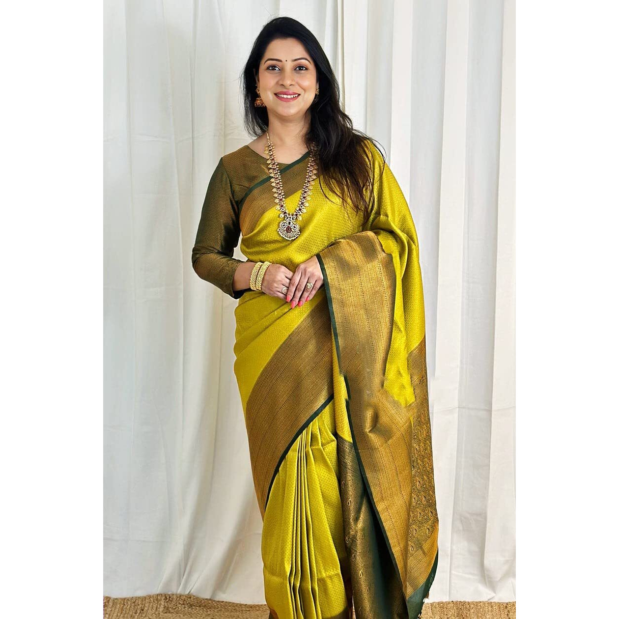 SGF11 Womens Kanjivaram Soft Lichi Silk Saree With Blouse Piece (Yellow Green)