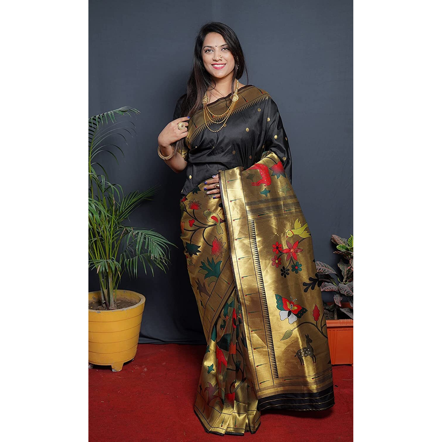 SGF11Womens Paithani Kanjivaram Pure Soft Silk Handloom Saree Pure Golden Zari With Blouse Piece (Black)