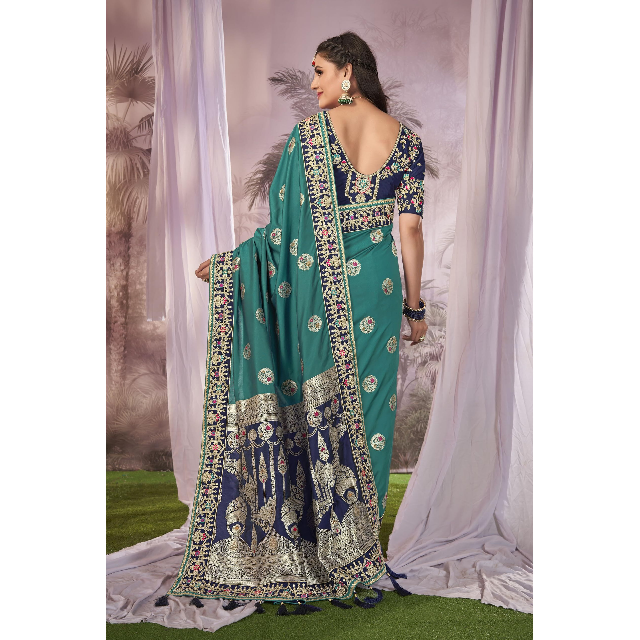 MANOHARI Banarasi Silk Woven Saree With Heavy Embroidery Blouse Piece_Mn1878 - Women, Blue