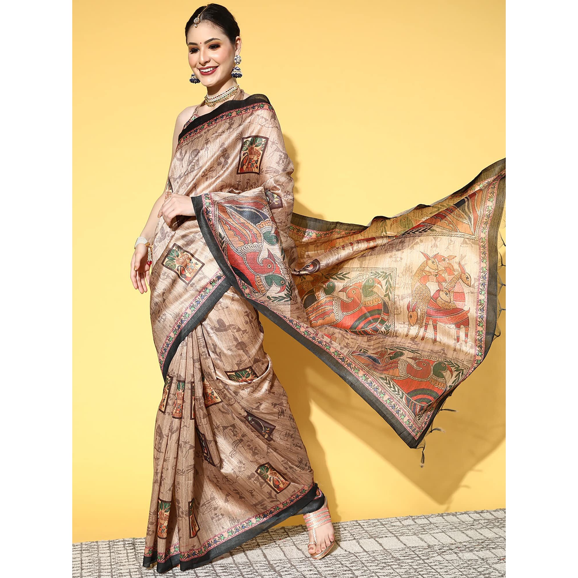 AKHILAM Womens Printed Kalamkari Silk Blend Saree With Unstitched Blouse Piece(Beige_RR0KLMK13B)